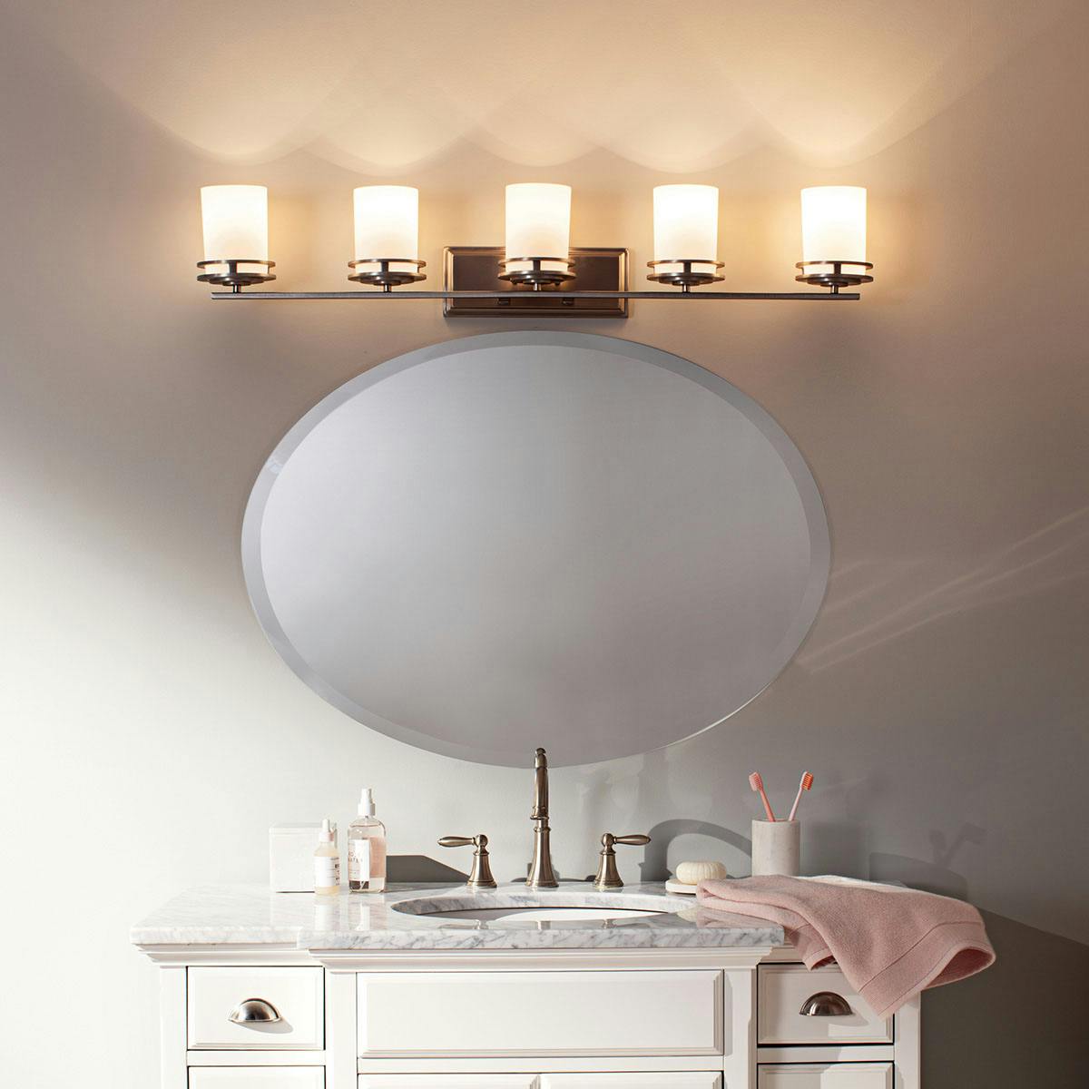 Day time Bathroom featuring Hendrik vanity light 5085NI