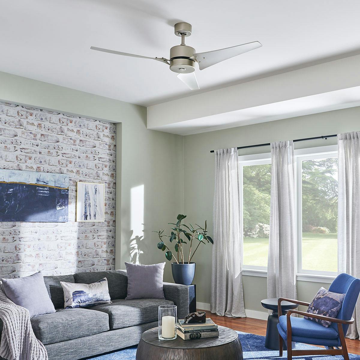 Living room featuring Motu ceiling fan 33001NI