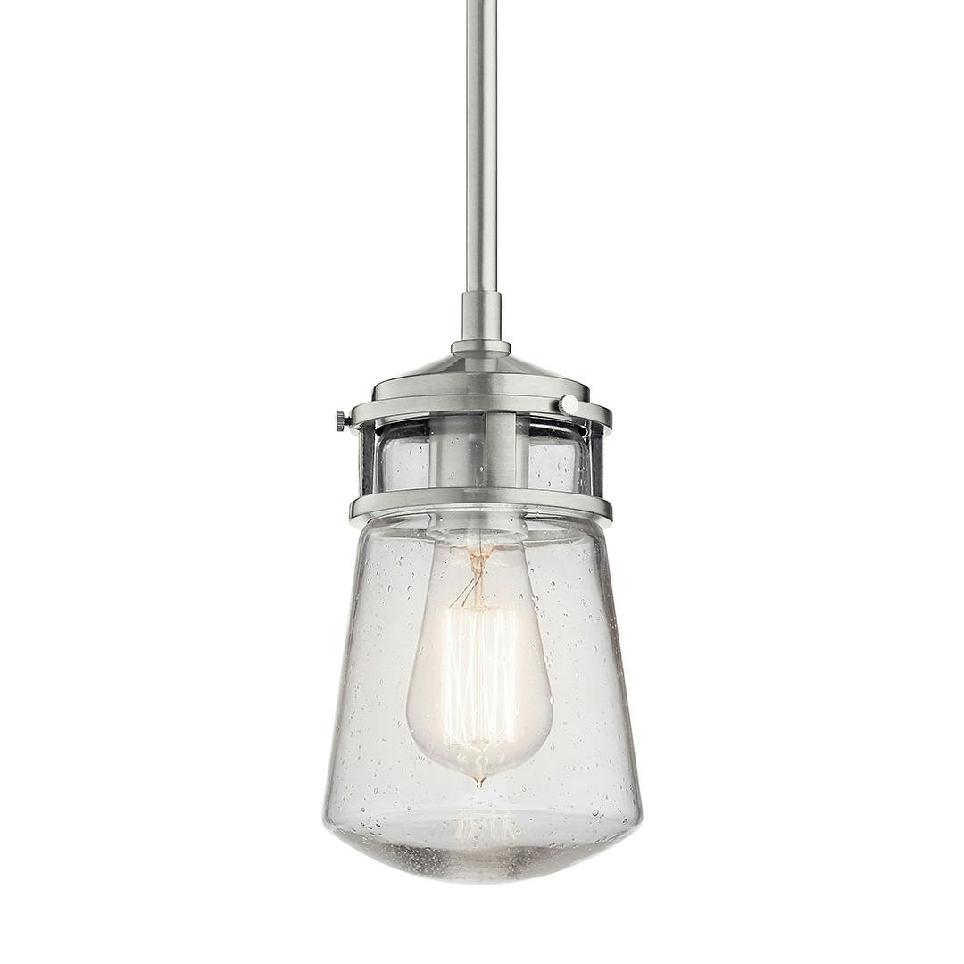 The Lyndon™ 9.5" 1 light pendant features a classic look with its Brushed Aluminum