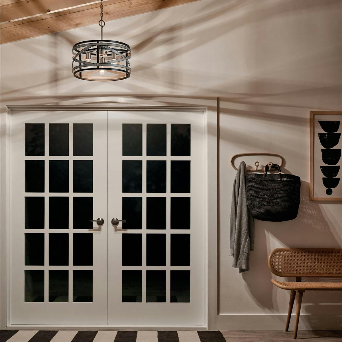 Night time Entrance image featuring Stetton pendant 82347